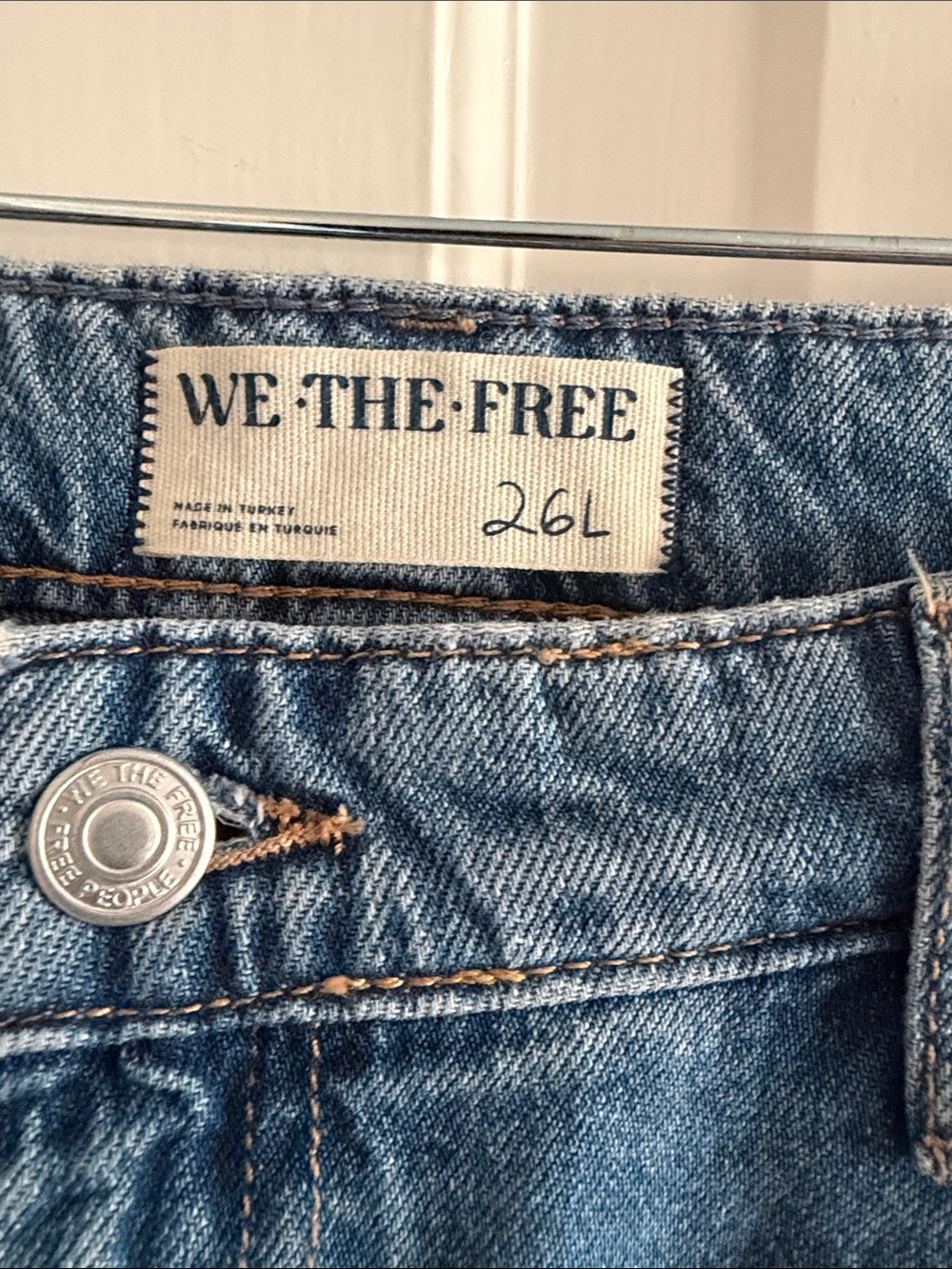 We The Free Mid-Blue Wide-Leg Cropped Denim Jeans - Picture 3 of 5